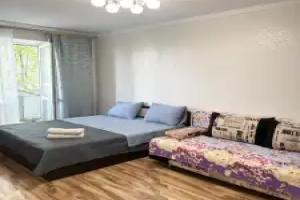 Na Ulitse Krupskoy 2A Apartments, Simferopol