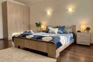 Uyutnaya Dvukh Komnatnaya V Tsentre Goroda Flat, Naberezhnyye Chelny