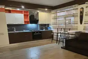 V Rayone Olimpiyskogo Parka Flat, Adler