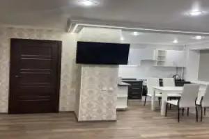 Trekhkomnatnyie Voroshilova 155 Apartments, Kamensk-Shakhtinsky