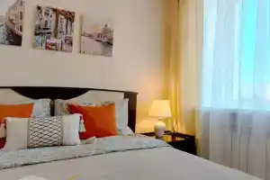 Chaykovskiy na K. Marksa 13 Flat, Chaykovsky