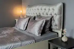 apartment in a new building on the embankment overlooking the historical center, Samara