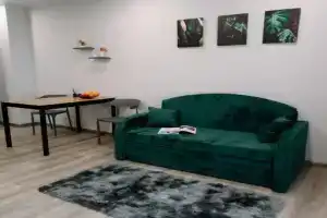 Shikarnaya Yevrodvushka Na Engelsa 115/4 Flat, Kursk