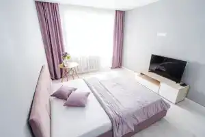 Dvukhkomnatnaya na Teatralnoy 32 Flat