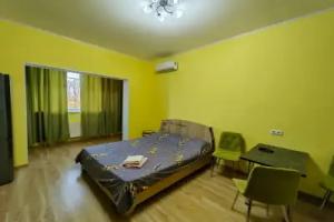 Na Russkoy Flat, Chekhov