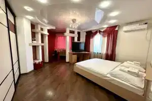780 Flets-Layn Na Ulitse Krasnoarmeyskaya 100 Apartment, Bryansk