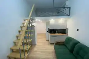 Kvartira Dvukhurovnevaya, Tver