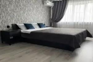 Flat v Tsentre ryadom Rark, Mineralnye Vody