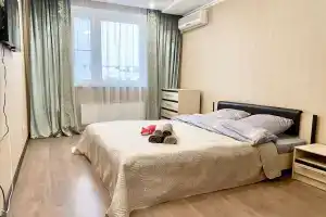 Semya ryadom s Sheremetyevo Flat, Dolgoprodnyy