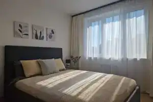 Na Ulitse Industrii 66 Flat, Ekaterinburg