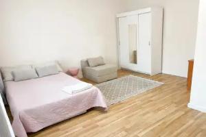 Nedaleko Ot Vyezda Iz Goroda Flat, Ussuriysk