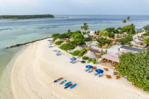 The Maverick Surf and Dive Boutique Hotel, Kadhdhoo