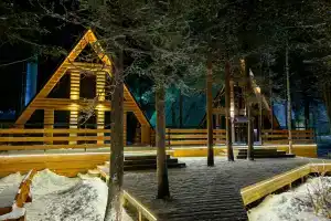 Uyut Hotel, Verkhnetulomskiy