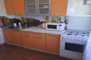 1-K V Khoroshem Rayone Flat, Pskov
