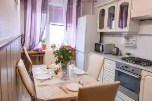 4-Kh Komnatnaya Kvartira Naprotiv Oblastnoy Bolnitsy Flat, Rostov-na-Donu