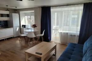 Studiya vozle vokzala Flat, Novokuznetsk