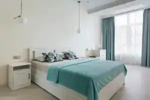 U Morya Flat, Gelendzik