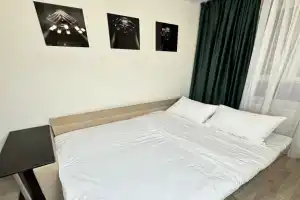 Svetlaya Studiya S Bolshoy Kukhney Flat, Putilkovo