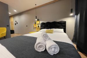 Vitamia Art LOFT-studio near the forest Apartments, Togliatti