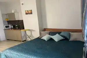 Apartamenty S Balkonom Na Revolyutsii 52b, Perm