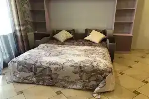 Na Ul Pyatnitskaya 12 Flat, Otradnoye