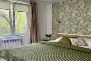 Studiya Izumrud L v 5 minutakh ot Gematologii Flat, Moscow