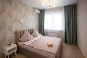 Na Ulitse Revolyutsionnaya 39/3 Flat, Ufa