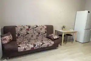 Na Angliyskoy 2 Apartments