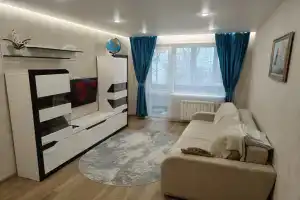 V Aktivnom Rayone Flat, Pskov