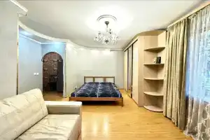 U Metro Aerport Apartments, Moscow