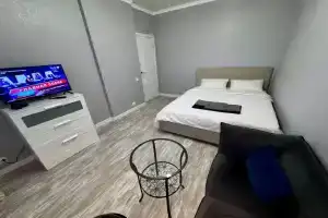 Uyutnaya Na Astradamskoy Flat, Moscow