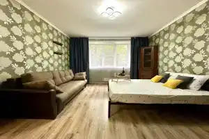 1-Ka Ryadom S Parkom Flat, Moscow