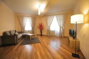 2-Komn Kvartira 90 M2 Na Bulgakova by Sutki26 Apartments, Pyatigorsk
