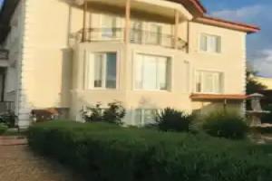 Lyogkij Briz Living quarters, Sevastopol