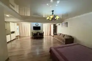 Studiya V Novostroyke Na Pervom Etazhe Apartments, Nalchik
