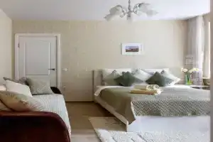 Svetlaya I Uyutnaya Kvartira V Tikhom Tsentre