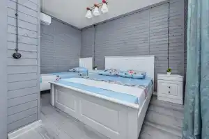 Bronau Semeyny Living quarters, Candripsh