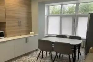 Udobnaya Vozle Aeroporta Flat, Krasnyy Pakhar'