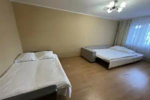 Ilne udobnaja dlja prozhivanija 1–4 chelovek Flat, Salehard