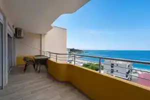 Saray Apartments, Dobra-Voda