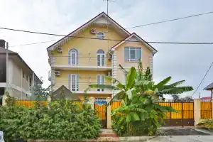 Trekhmestnye Apartments, Sochi