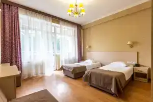 Zhemchuzhina Chernogo Morya Standart 34, Adler