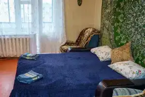 V Oktyabryskom Living quarters, Oktyabrsky