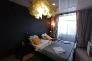 Tryokhkomnatnaya Flat, Nizhniy Tagil