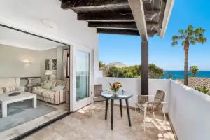 All About Villa Puente Romano, Marbella