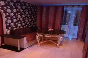 Dvukhkomnatnaya Flat, Torzhok