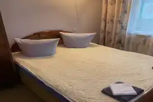 Na 1 Maya 44 Apartments