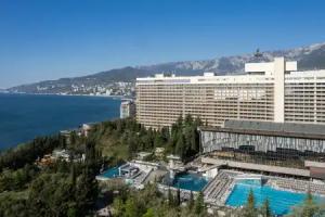 Yalta Inturist Hotel, Yalta