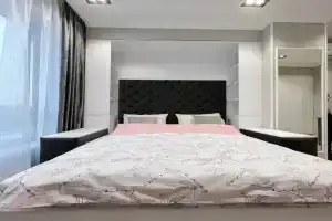 Flat Black Chocolate u metro Filatov Lug, Kartmazovo