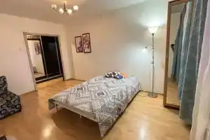 Uyutnaya Kvartira U Raduga Park Apartments, Ekaterinburg